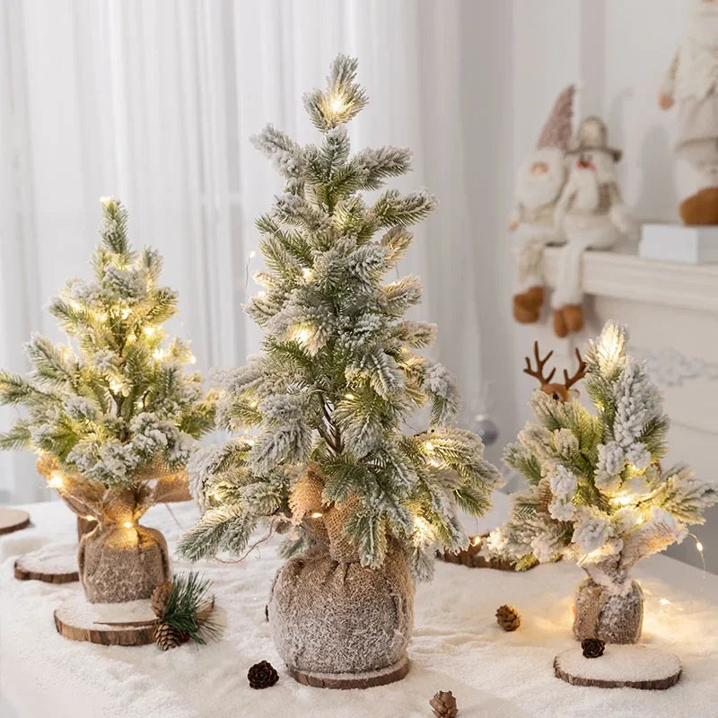 Árvore de Natal Artificial com Neve e Luzes Quentes de Mesa Lenogue