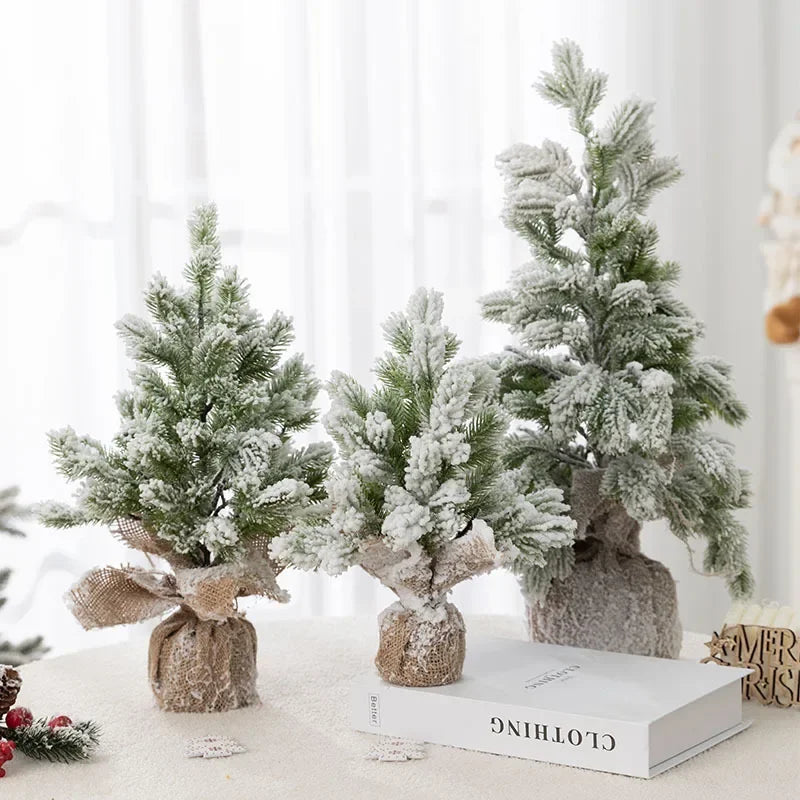 Árvore de Natal Artificial com Neve e Luzes Quentes de Mesa Lenogue Verde / P (30 cm)