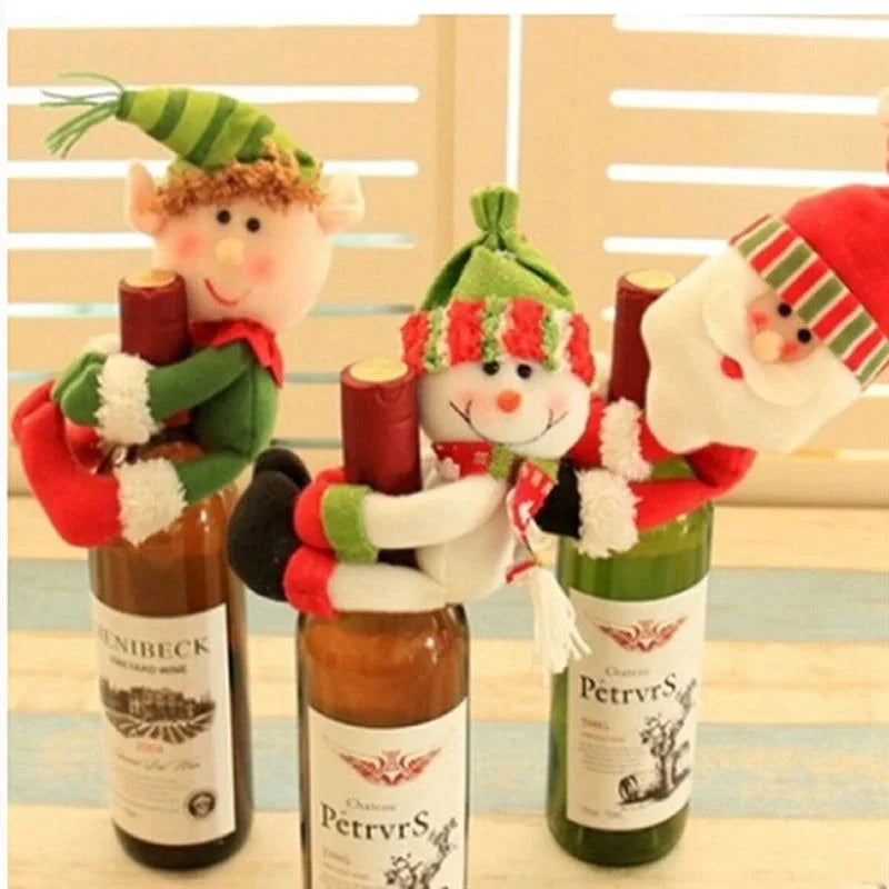 Capa para Garrafa de Vinho Natalina com Papai Noel e Boneco de Neve Lenogue