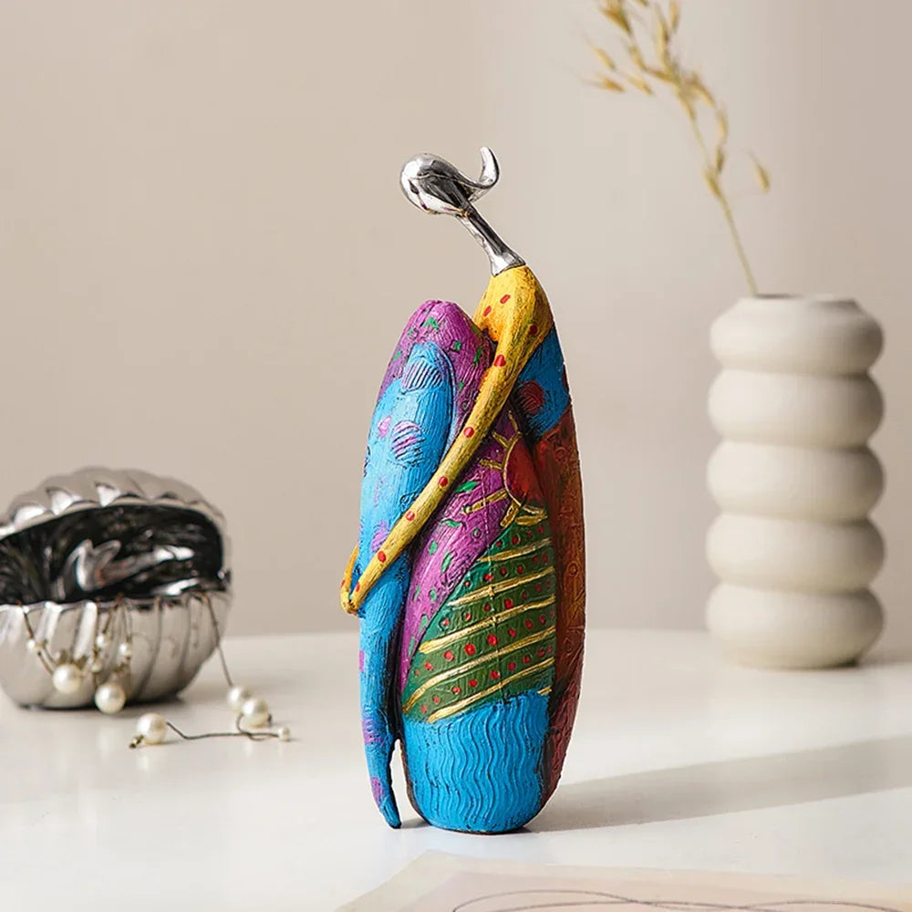 Escultura Abstrata Estilo Nórdico em Resina para Decoração Lenogue