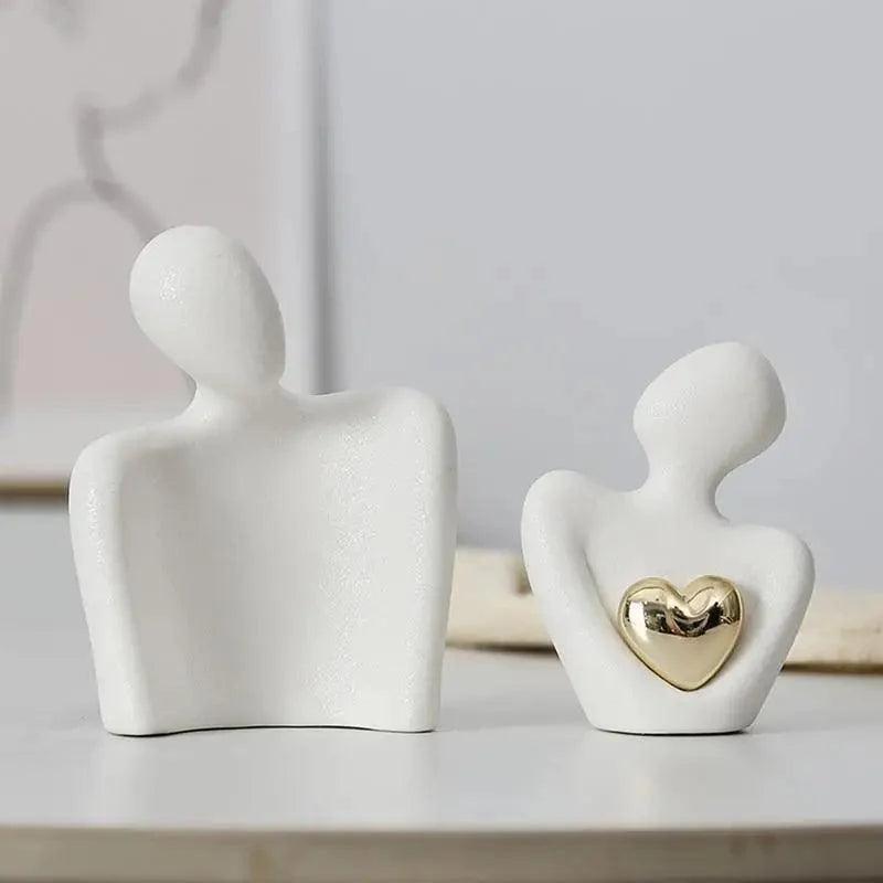 Estátua de Casal em Cerâmica para Decoração Moderna Lenogue