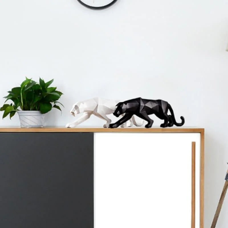Estátua de Leopardo em Resina para Decoração de Mesa Lenogue
