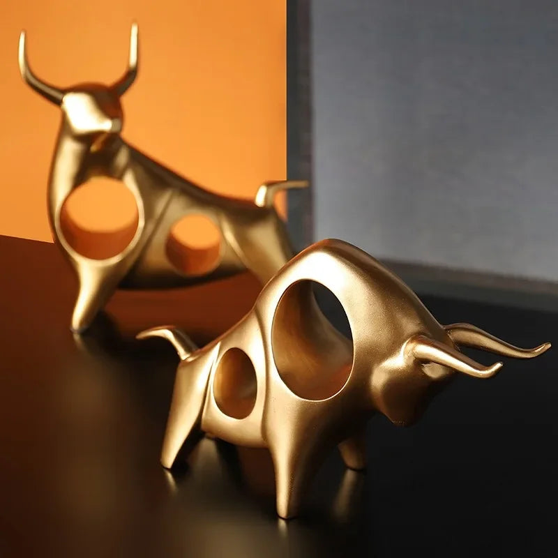 Estátua de Touro Dourado Abstrata em Resina para Decoração Lenogue