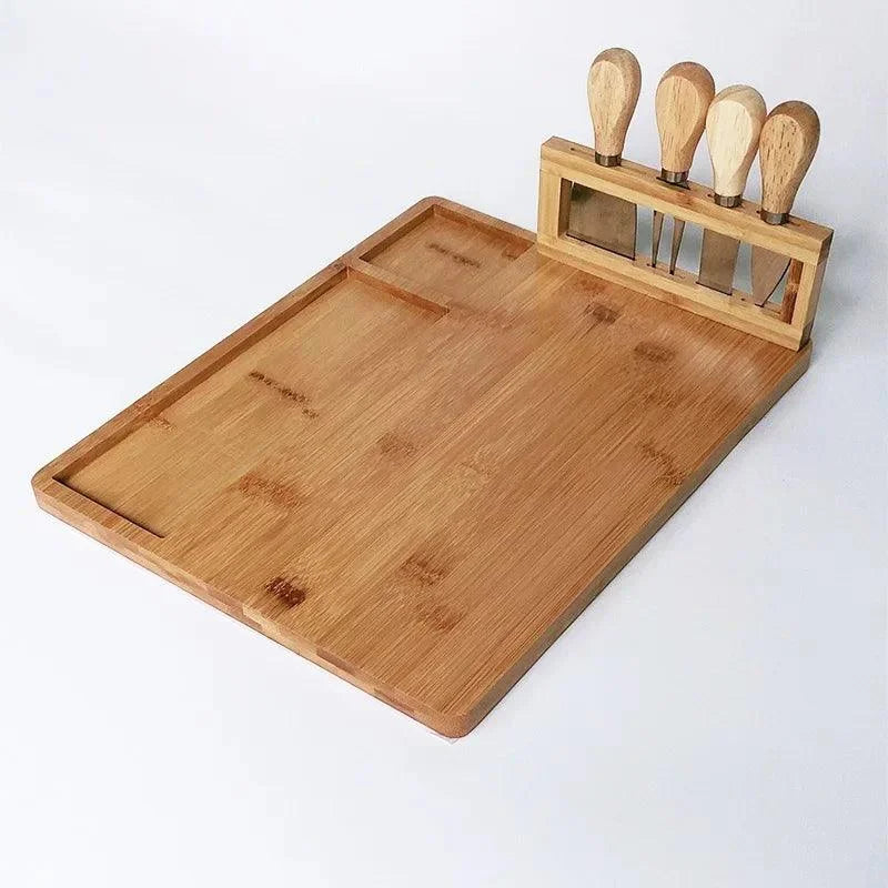 Tábua de Bambu para Queijos com Conjunto de Facas Lenogue