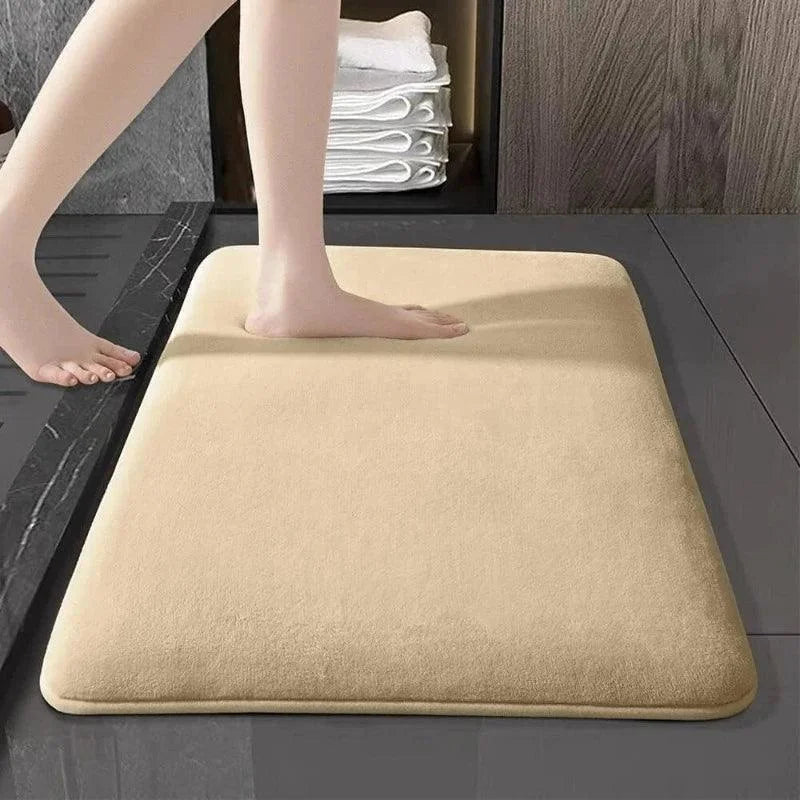 Tapete Antiderrapante Super Absorvente em Veludo Coral Lenogue Bege / 40 x 60 Cm