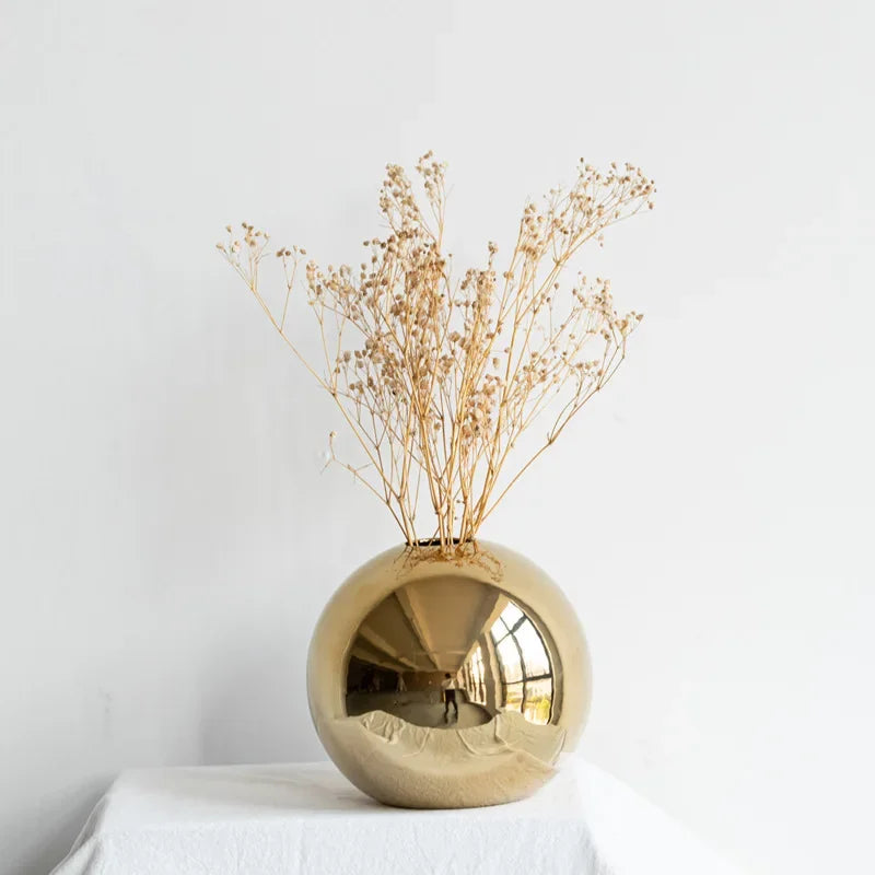 Vaso Decorativo de Cerâmica Dorée Esférico Banhado a Ouro Lenogue