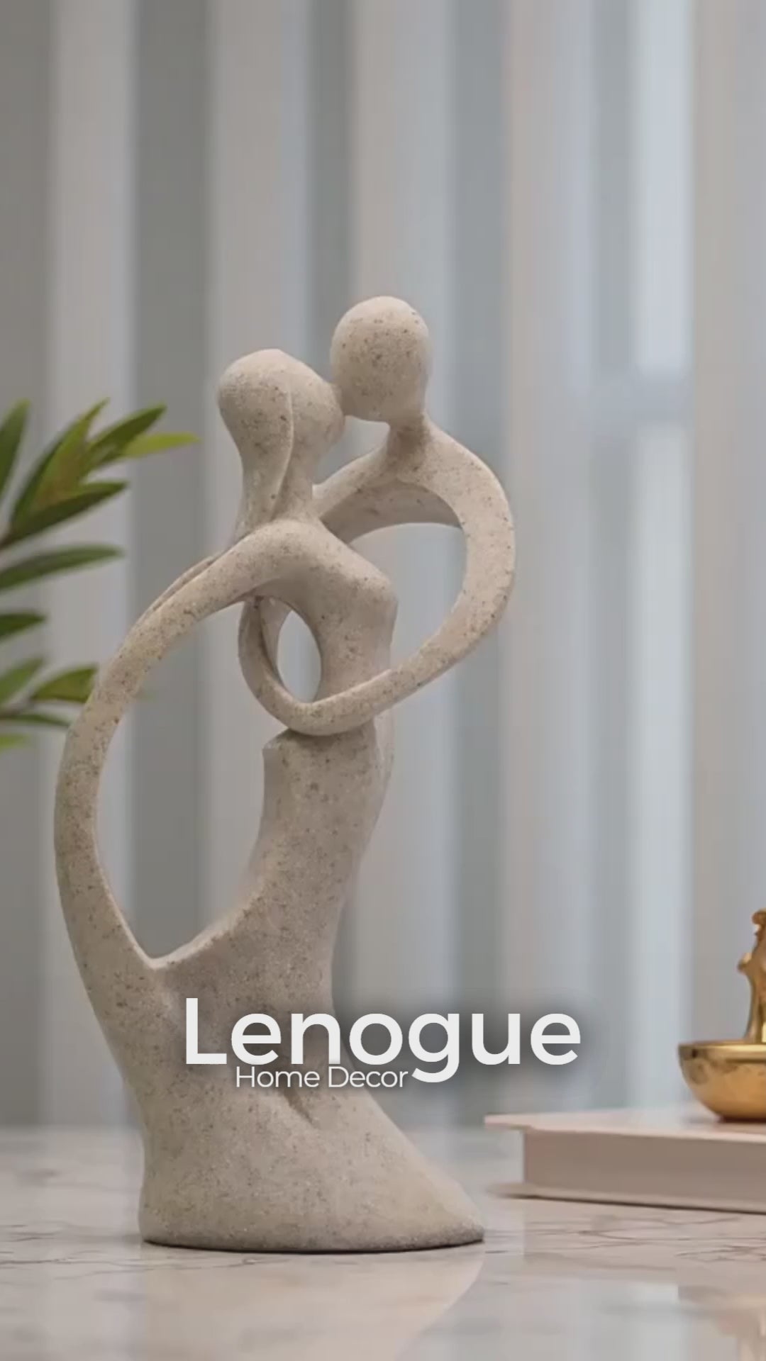 Escultura de Casal em Arenito Natural Feita à Mão para Sala Lenogue